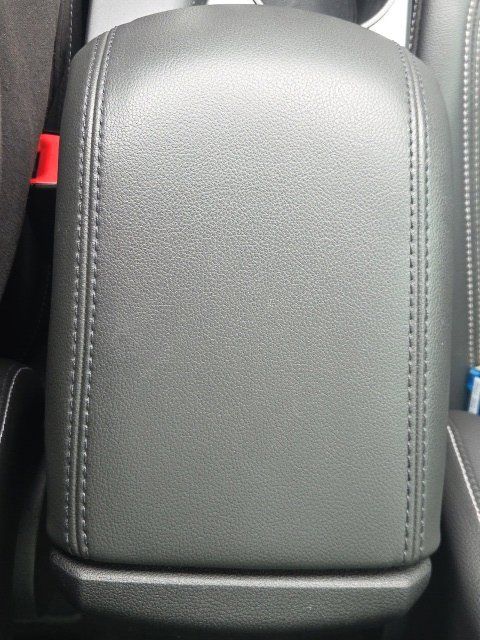 Used 2018 Ford C-MAX SE w/ Equipment Group 202A FWD image 33
