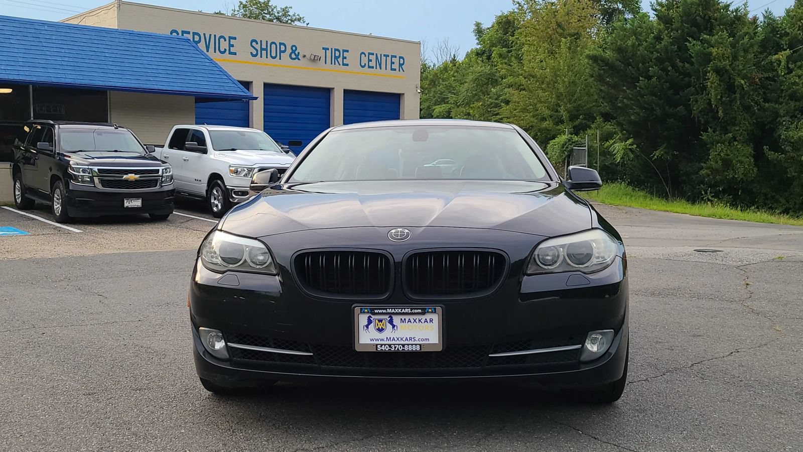 Used 2011 BMW 535i xDrive Sedan AWD/4WD image 4