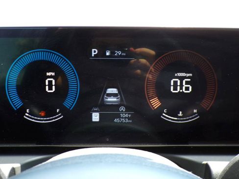 Used 2025 Hyundai Tucson SEL AWD/4WD image 15