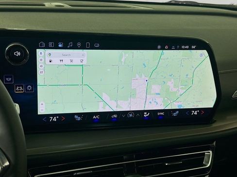 New 2025 Chevrolet Traverse LT w/ Sun and Wheel Package image 13