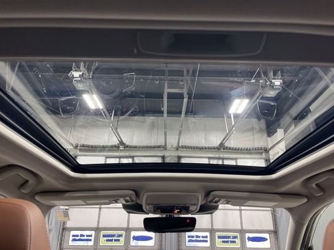 Used 2023 Subaru Forester Touring image 34