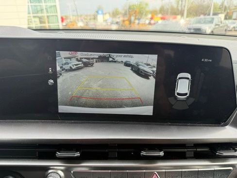 Certified 2023 Kia Telluride LX image 13