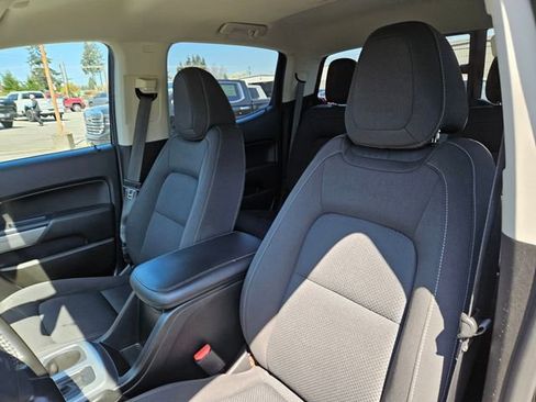 Used 2020 Chevrolet Colorado LT w/ LT Convenience Package AWD/4WD image 6