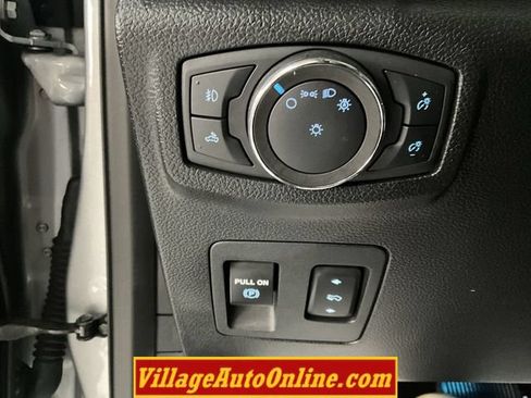 Used 2020 Ford F150 Lariat w/ Equipment Group 502A Luxury AWD/4WD image 25