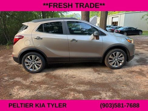 Used 2019 Buick Encore Preferred image 14