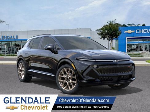 New 2026 Chevrolet Equinox EV RS image 7