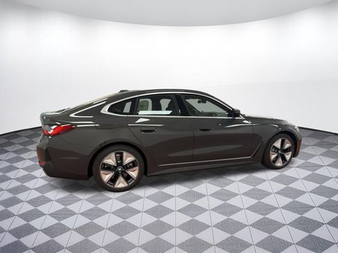 Used 2026 BMW i4 xDrive40i w/ Premium Package AWD/4WD image 8