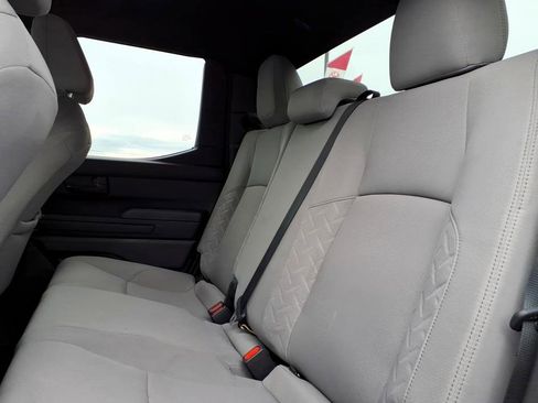 Certified 2024 Toyota Tacoma SR5 AWD/4WD image 13