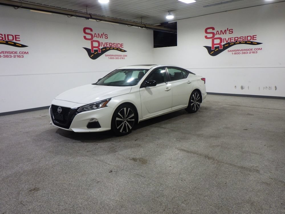 Used 2019 Nissan Altima 2.5 SR w/ SR Premium Package FWD image 1