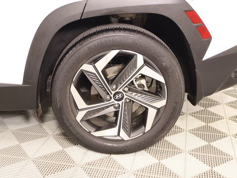 Certified 2023 Hyundai Tucson SEL w/ Convenience Package FWD image 19