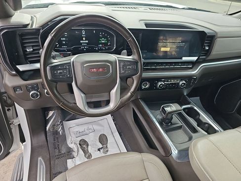 Used 2023 GMC Sierra 1500 SLT w/ SLT Premium Package AWD/4WD image 19