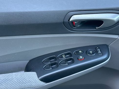 Used 2011 Honda Civic LX image 14