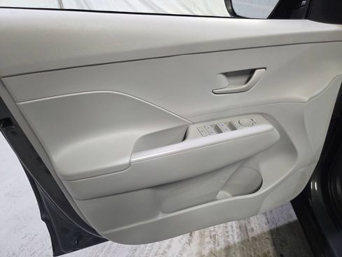Used 2024 Hyundai Kona SEL FWD image 17