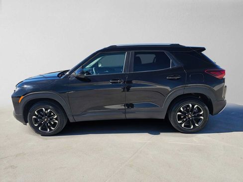Used 2023 Chevrolet TrailBlazer LT w/ Convenience Package FWD image 6