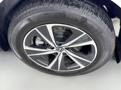 Certified 2024 Lexus RX 350 AWD w/ Accessory Package (K3) image 29