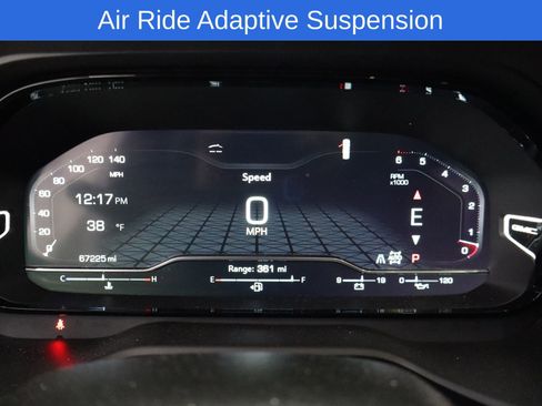 Used 2024 GMC Yukon XL Denali AWD/4WD image 12