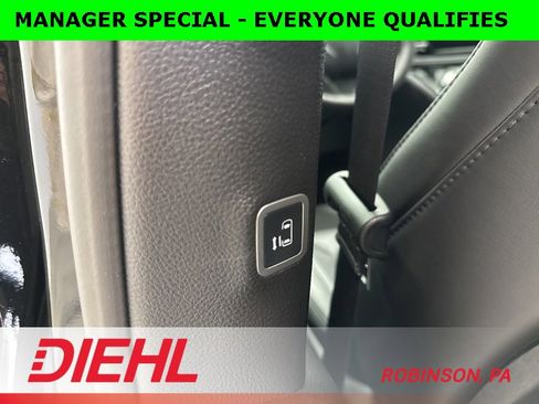 New 2026 Chrysler Pacifica Select w/ S Appearance Package image 22