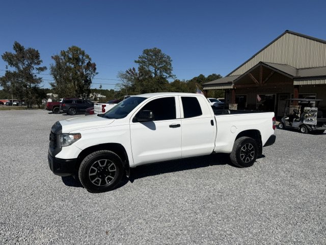 Used 2018 Toyota Tundra SR RWD image 1