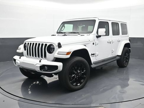 Used 2021 Jeep Wrangler Unlimited Sahara AWD/4WD image 1