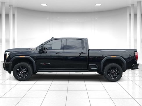 Used 2025 GMC Sierra 2500 AT4 w/ AT4 Premium Plus Package AWD/4WD image 6