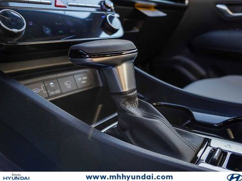 New 2026 Hyundai Santa Cruz SEL FWD image 25