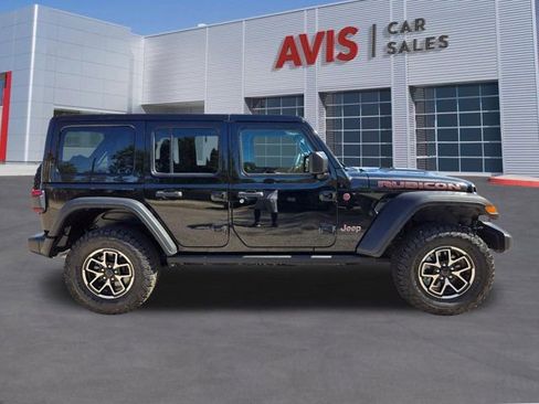 Used 2025 Jeep Wrangler Unlimited Rubicon image 5