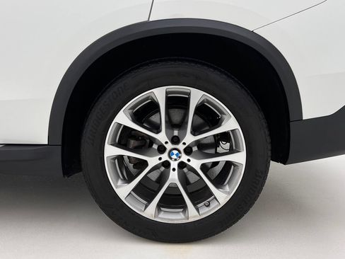 Used 2024 BMW X5 xDrive40i AWD/4WD image 28