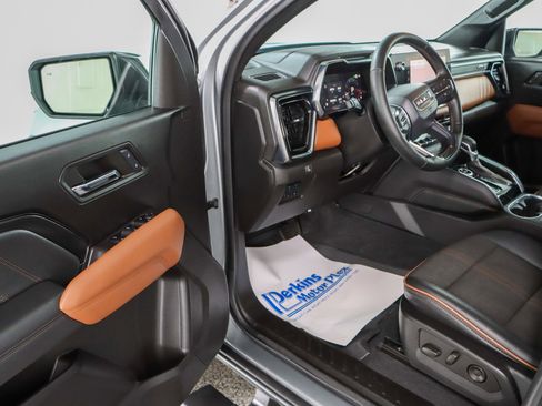 Used 2024 GMC Canyon AT4 w/ Canyon Safety Plus Package AWD/4WD image 3