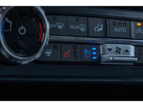 New 2025 Ford F350 Lariat image 28