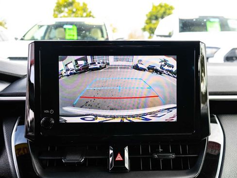 Used 2025 Toyota Corolla SE image 31