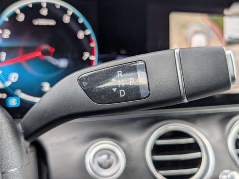 Used 2023 Mercedes-Benz E 350 Sedan image 16
