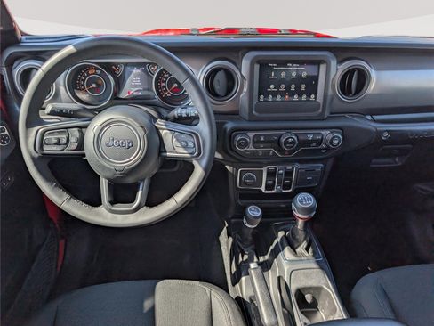 Used 2023 Jeep Wrangler Unlimited Sport AWD/4WD image 16