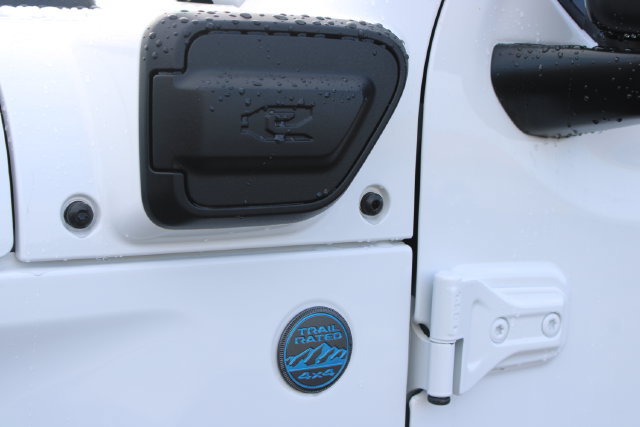 Used 2024 Jeep Wrangler Unlimited Rubicon 4xe AWD/4WD image 9