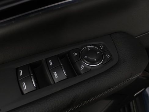 New 2026 GMC Yukon XL Denali w/ Sun & Power Step Package image 18