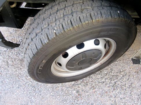 Used 2017 Ford Transit 250 130 Medium Roof image 22