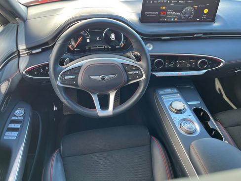 Used 2023 Genesis GV70 2.5T w/ Sport Prestige Package image 30