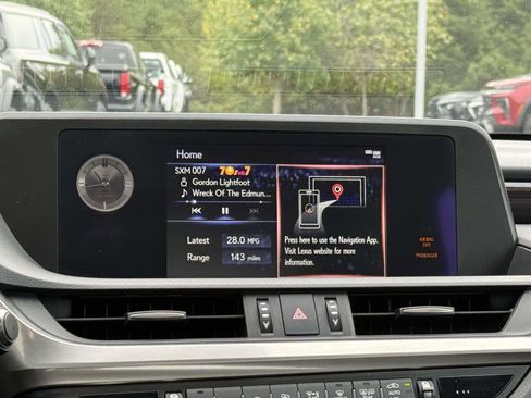 Used 2021 Lexus ES 350 Premium image 10