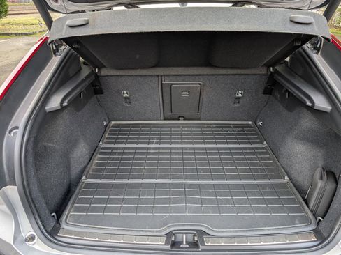 Used 2023 Volvo C40 P8 Recharge Ultimate w/ Protection Package Premier image 15