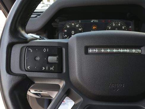 Used 2021 Land Rover Defender 90 X-Dynamic S AWD/4WD image 18
