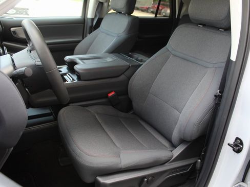 New 2025 Ford Expedition Max Active image 12