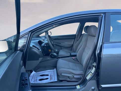 Used 2011 Honda Civic DX-VP image 11