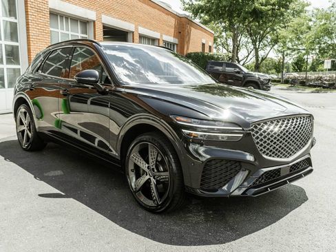 Used 2023 Genesis GV70 3.5T Sport w/ Sport Prestige Package AWD/4WD image 5