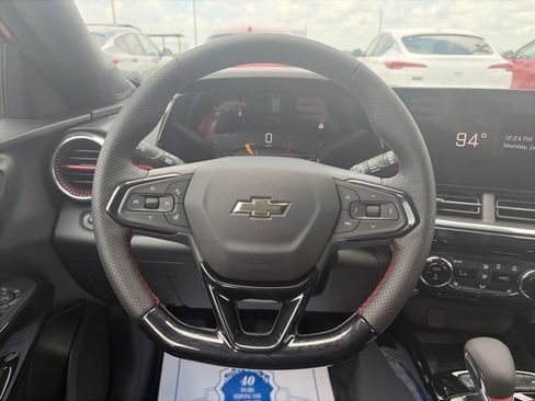 New 2026 Chevrolet Trax RS w/ Sunroof Package FWD image 15