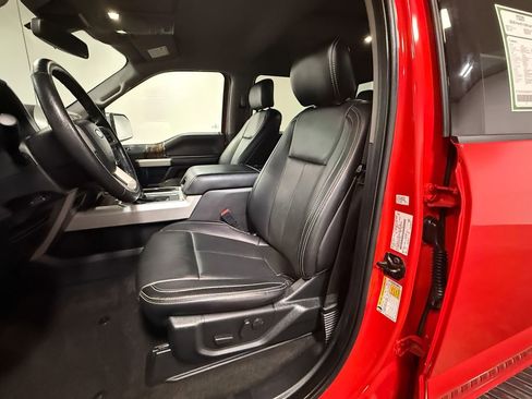 Used 2020 Ford F150 Lariat image 12