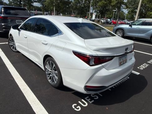 Used 2021 Lexus ES 300h w/ Premium Package FWD image 6
