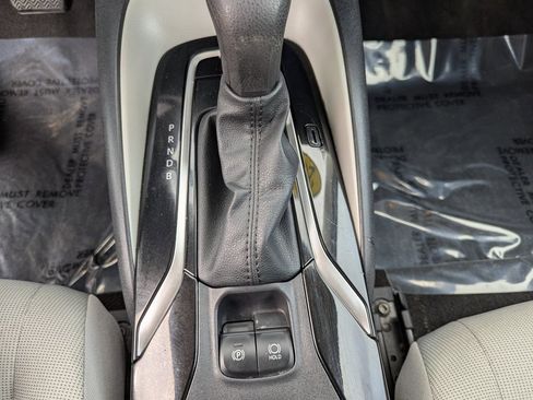 Used 2022 Toyota Corolla LE image 17