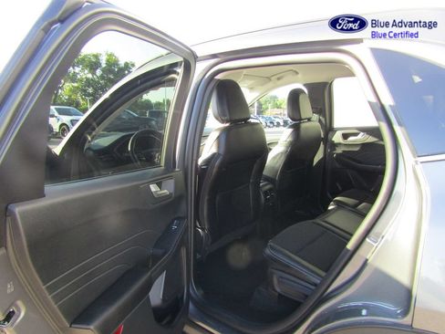 Certified 2026 Ford Escape SE w/ Class II Trailer Tow Package FWD image 24