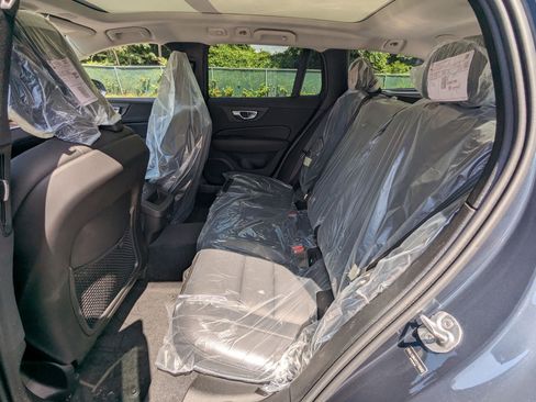 New 2026 Volvo V60 B5 Cross Country Plus w/ Protection Package Premier image 19