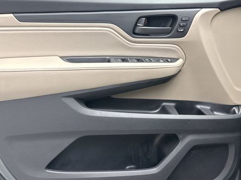 Used 2020 Honda Odyssey Touring image 9