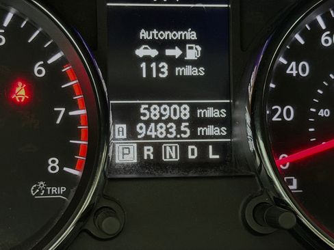 Used 2015 Nissan Rogue S w/ Convenience Package image 8